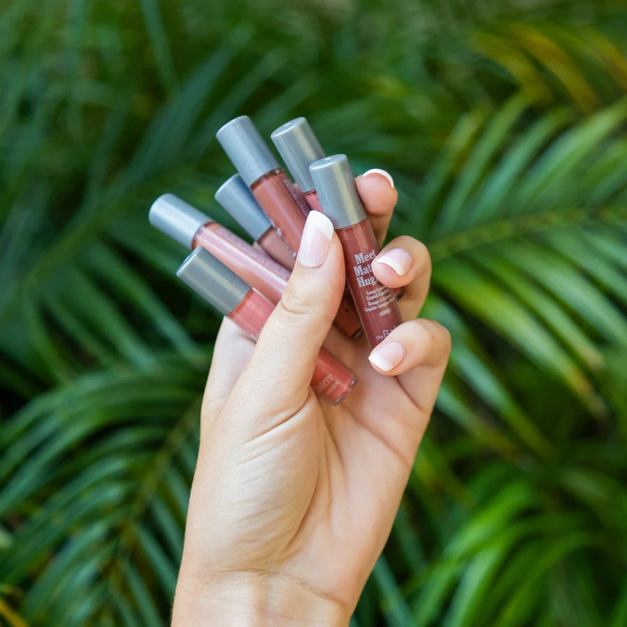 Ms. Nude York x Meet Matt(e) Hughes® – Kit Rossetti Liquidi Opachi Nude