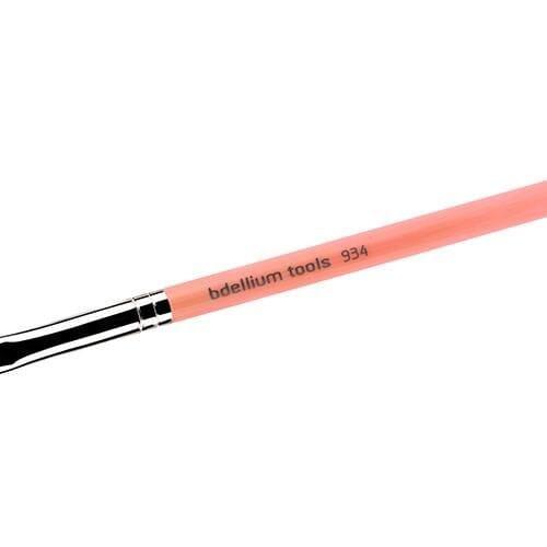 Pink Bambu 934 Precision Concealer