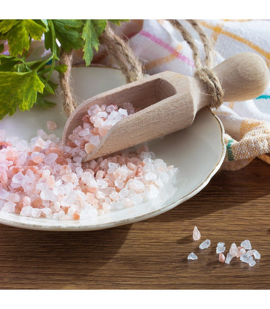 Sale rosa dell’himalaya fino in vaso di vetro