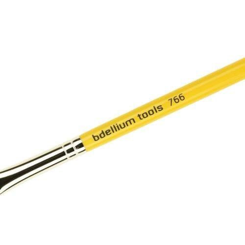 Travel 766 Angled Shadow