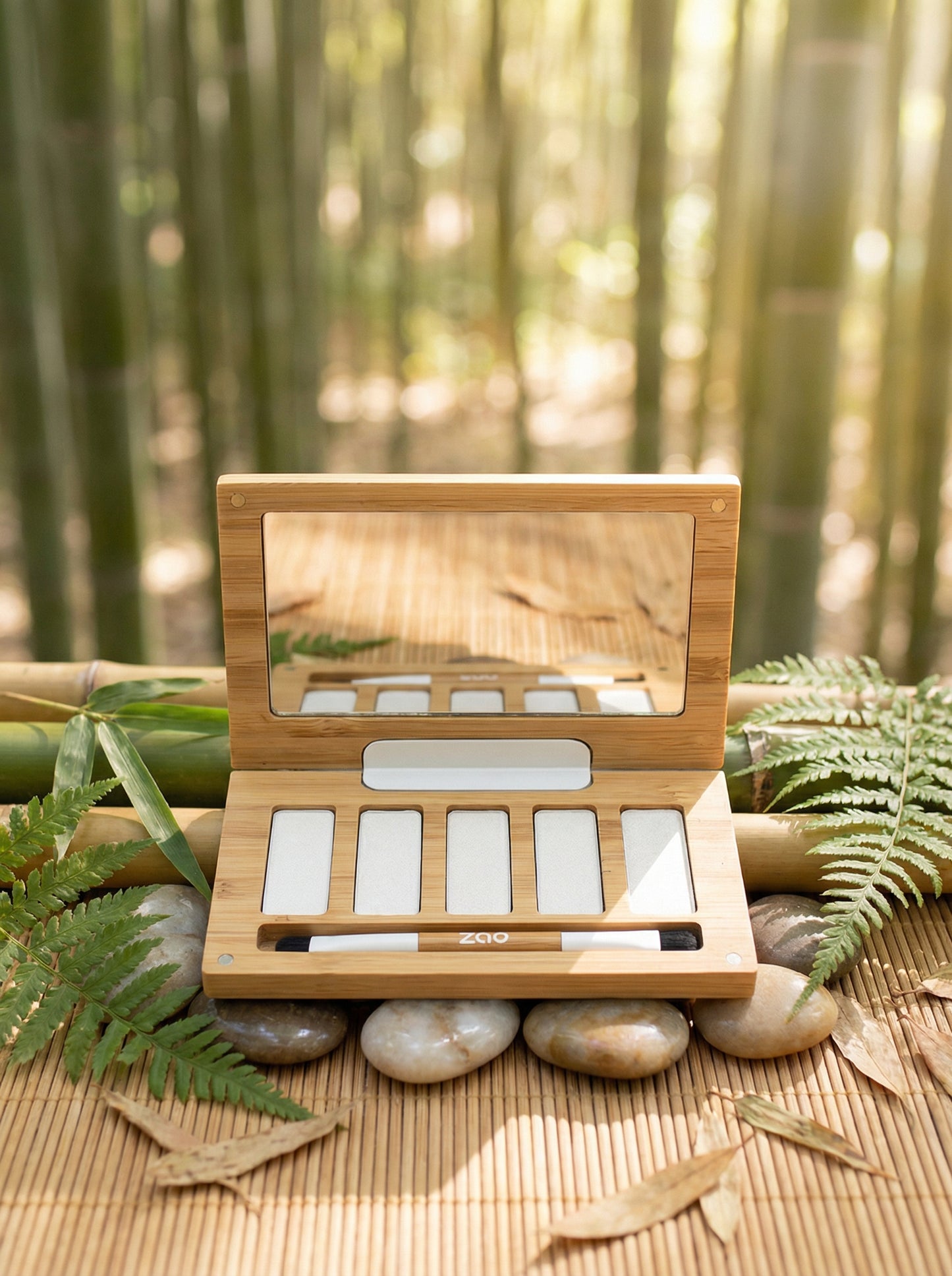 Bambù box Five by Zao Makeup — hero product photo