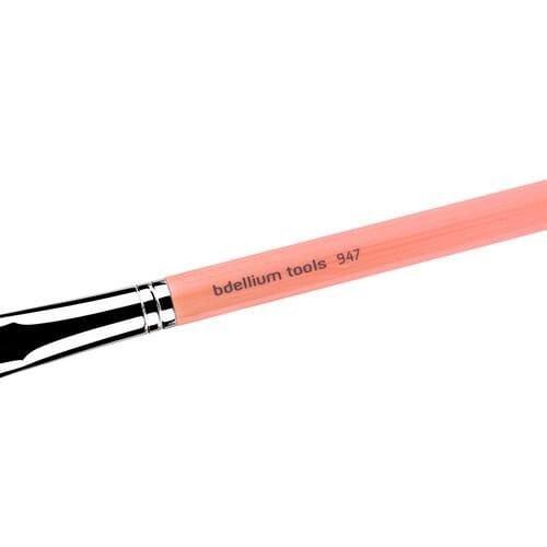 Pink Bambu 947 Small Foundation