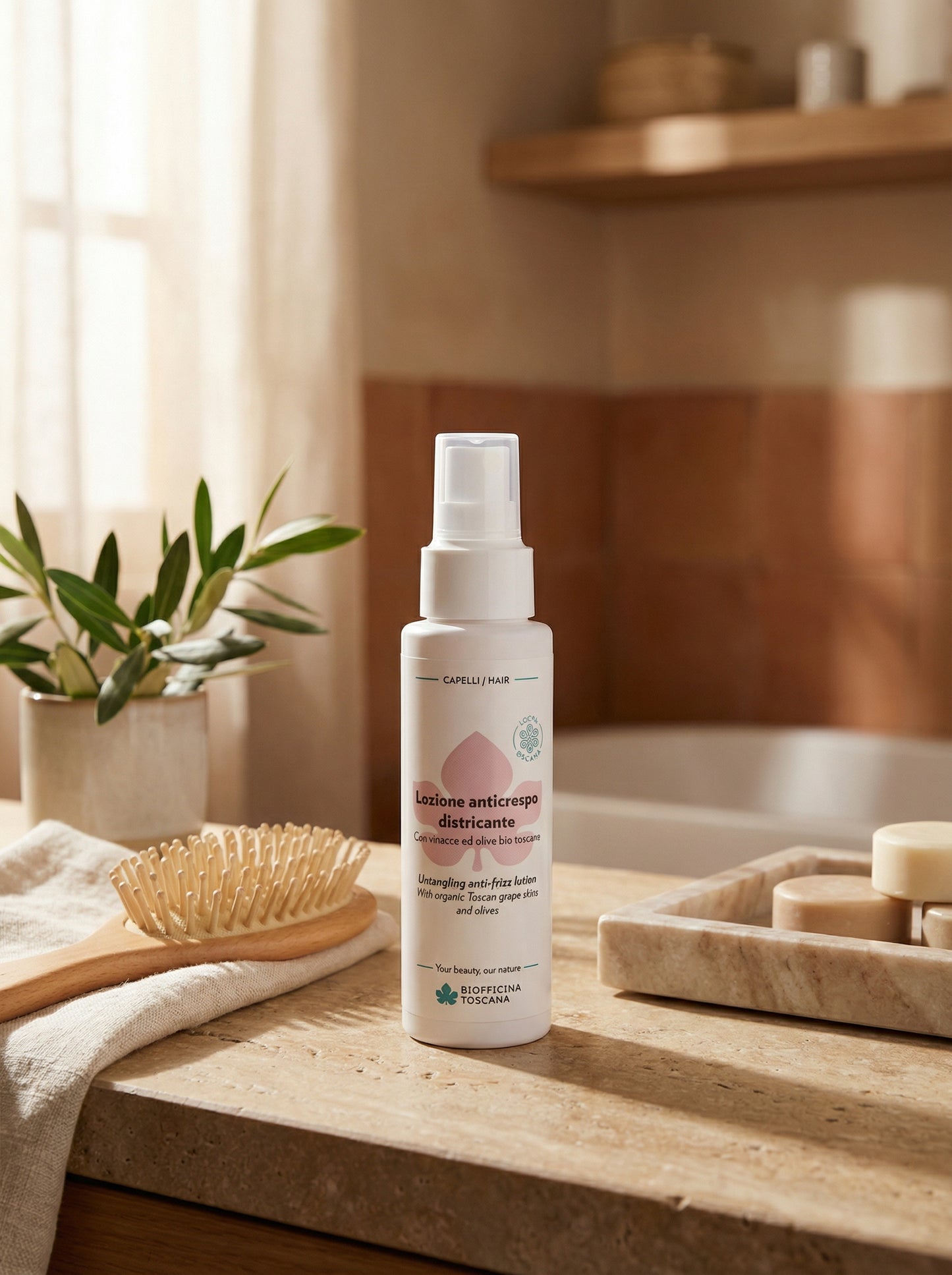 Lozione Anticrespo Districante - Nutriente e Protettiva per Capelli Morbidi by Biofficina Toscana — hero product photo