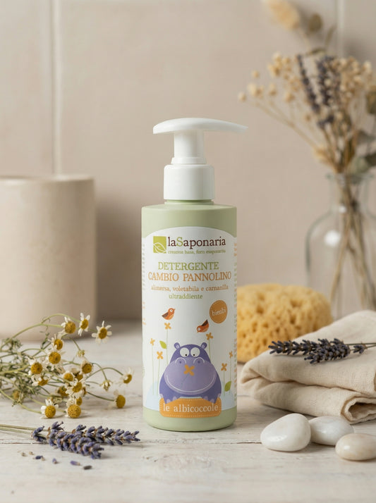 Detergente cambio pannolino - Lenitivo e Idratante by La Saponaria — hero product photo
