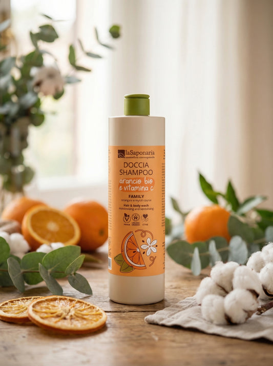 Doccia Shampoo Family Arancio bio e Vitamina C - Idratante Rivitalizzante by La Saponaria — hero product photo