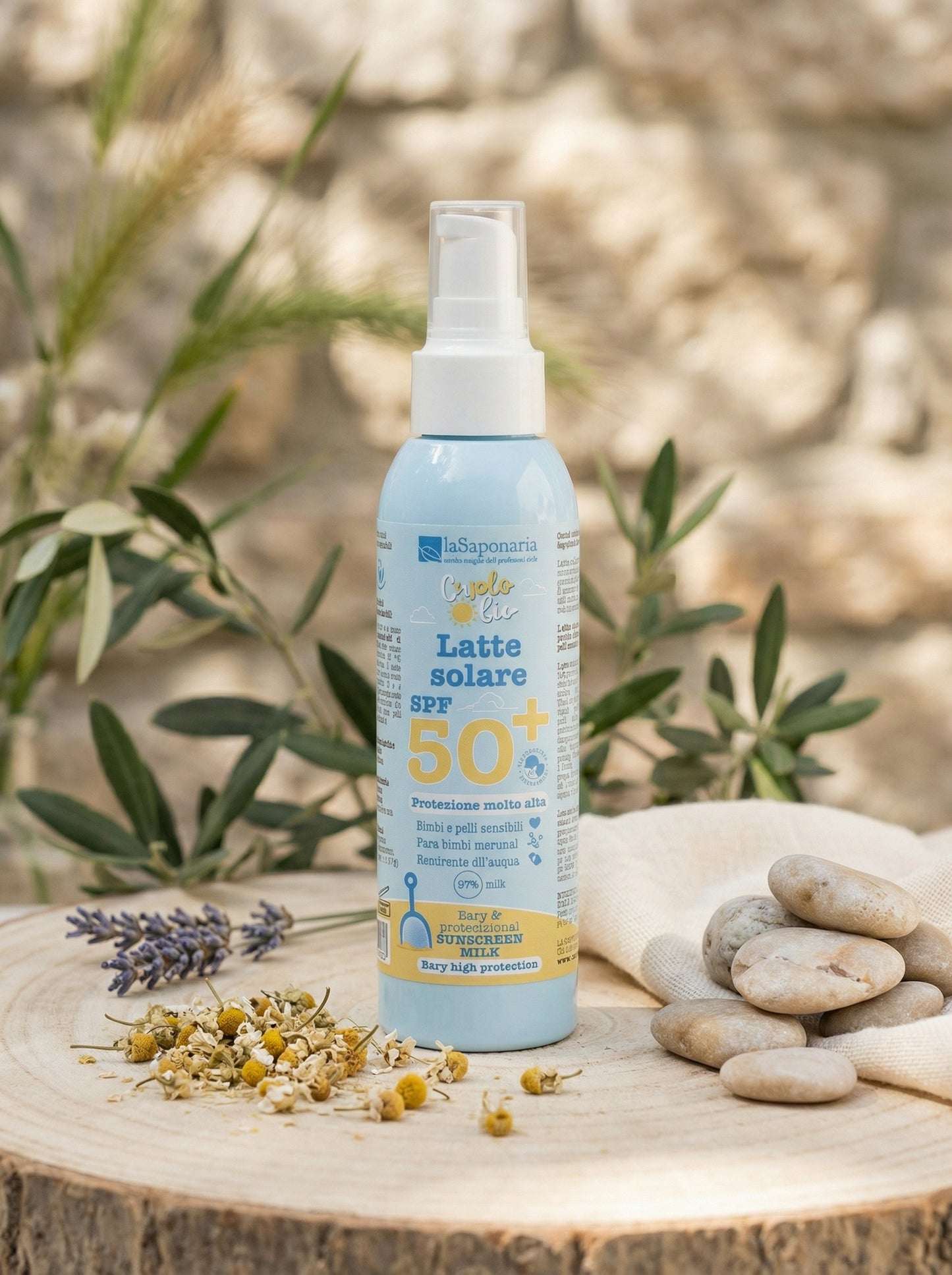 Latte solare SPF 50+ - Protezione molto alta bimbi e pelli sensibili by La Saponaria — hero product photo
