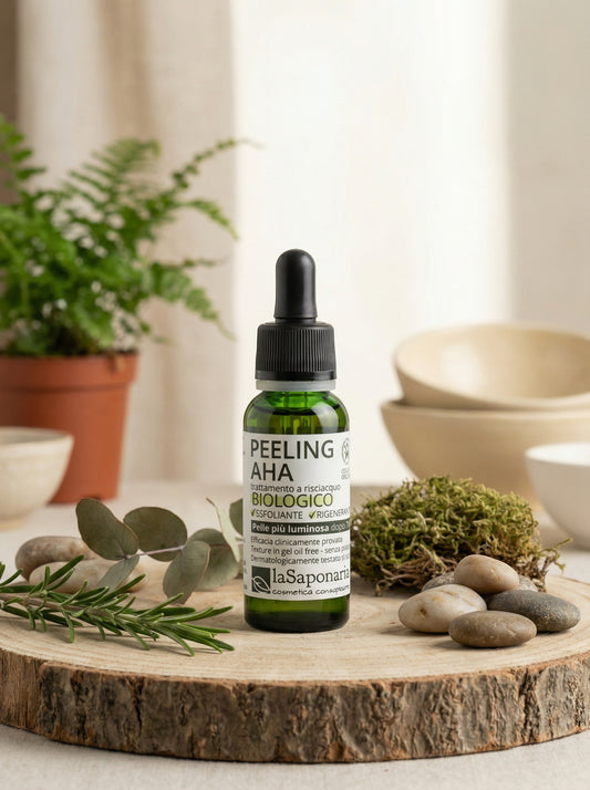 Peeling AHA Esfoliante Viso Biologico Rigenerante by La Saponaria — hero product photo