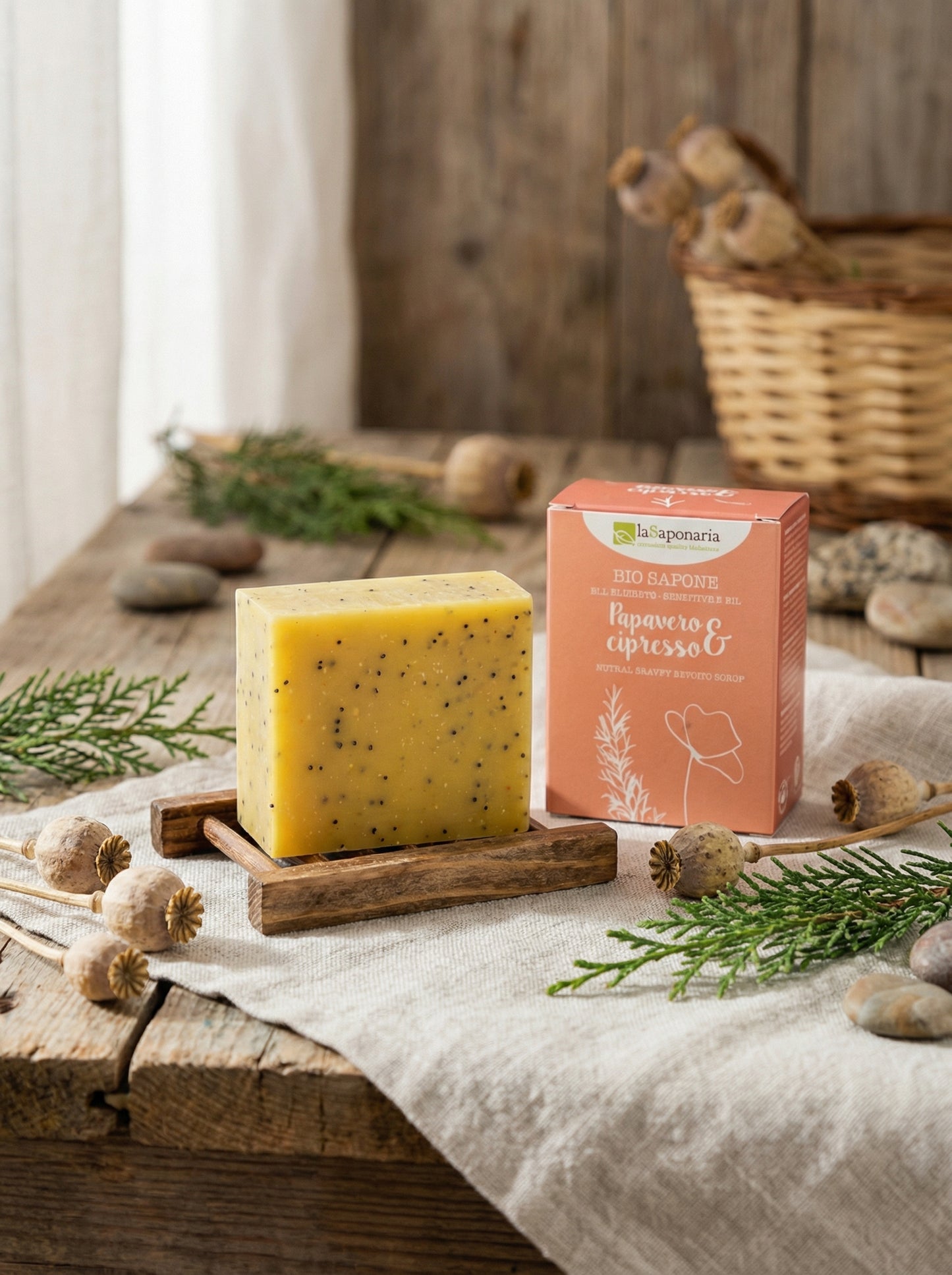 Sapone papavero e cipresso - Sapone Rivitalizzante Esfoliante by La Saponaria — hero product photo