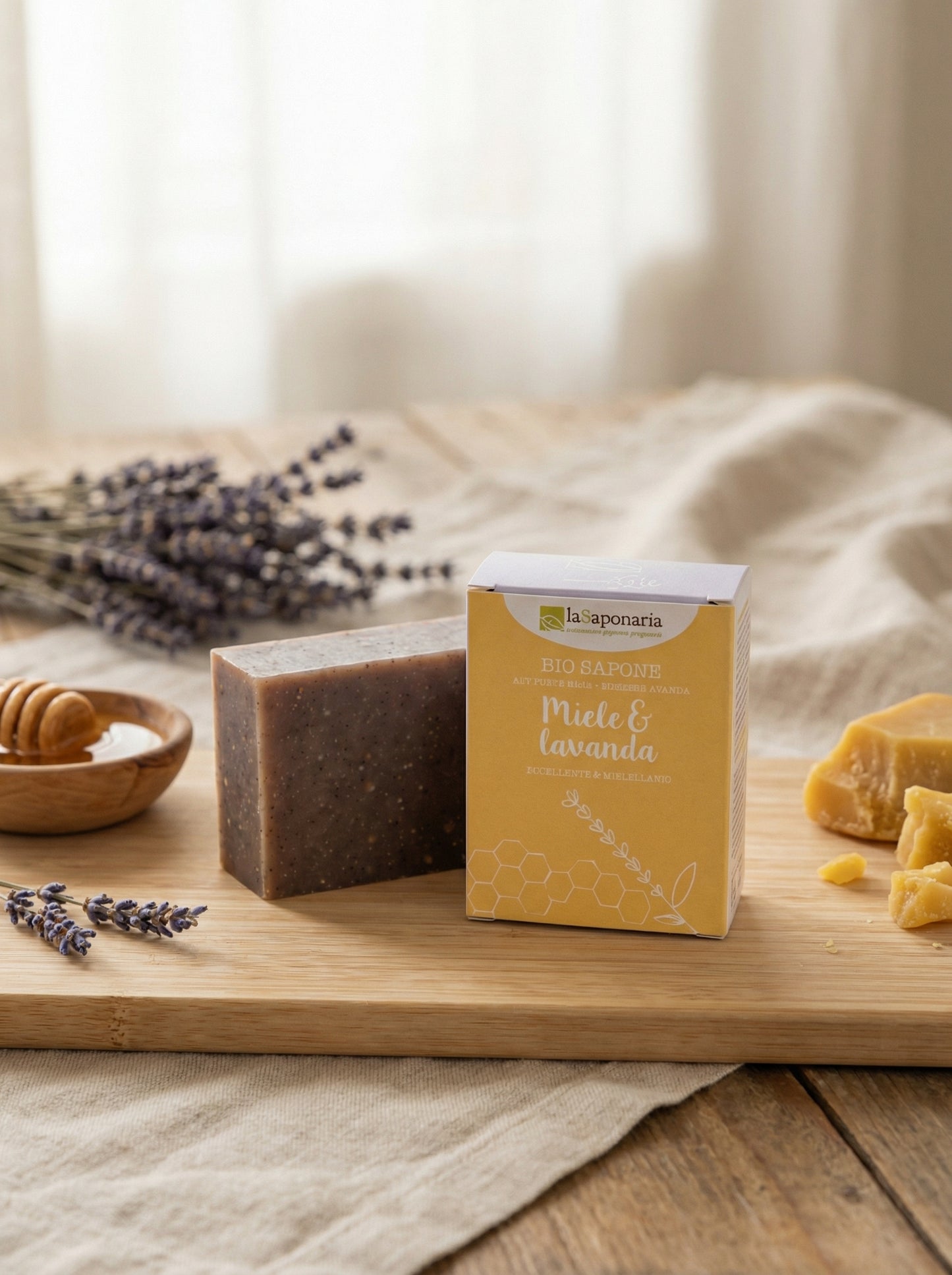 Sapone miele e lavanda by La Saponaria — hero product photo