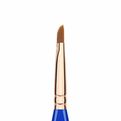 Golden Triangle 548 Dagger Lip