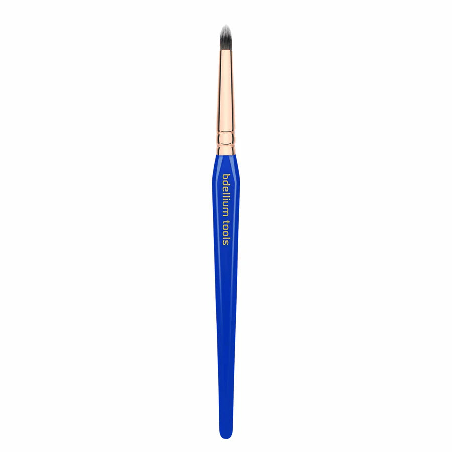Golden Triangle 716 Smoky Eyeliner