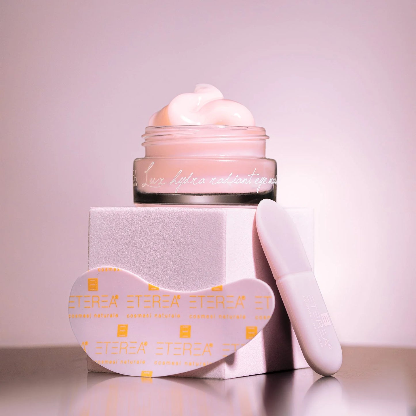 LUX HYDRA RADIANT EYE MASK