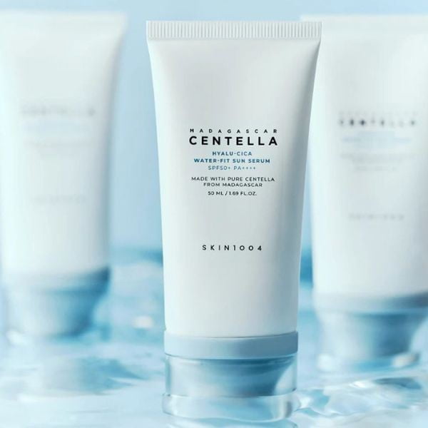 Madagascar Centella Hyalu-Cica WATER-FIT Sun Serum