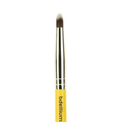Travel 716 Smoky Eyeliner