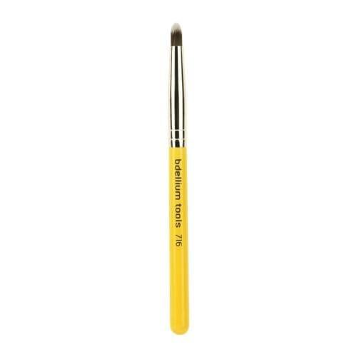 Travel 716 Smoky Eyeliner