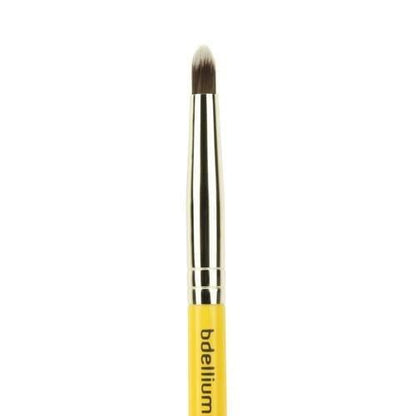 Travel 716 Smoky Eyeliner
