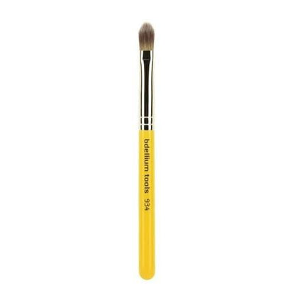 Travel 934 Precision Concealer