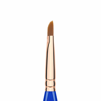 Golden Triangle 548 Dagger Lip