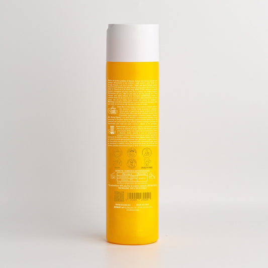 Shampoo Banana Idratante per Tutta la Famiglia con Aloe e Camomilla