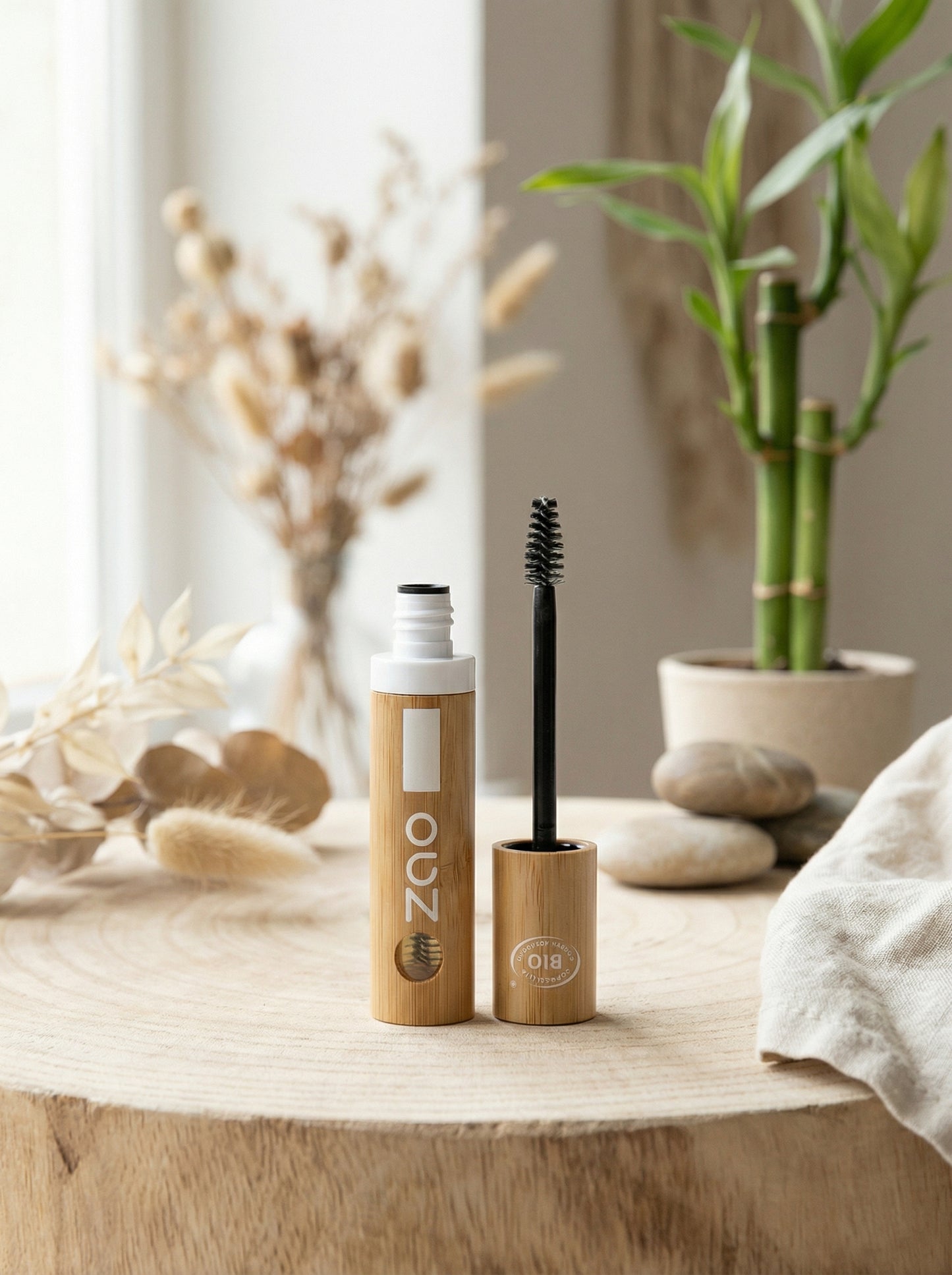 Gel Fissatore Sopracciglia by Zao Makeup — hero product photo