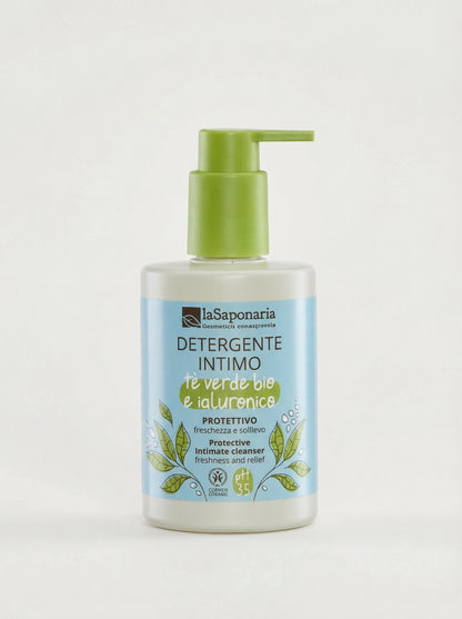Detergente intimo Protettivo Tè verde Bio & Ialuronico - Idratante e Lenitivo pH 3.5 by La Saponaria — product photo on white background