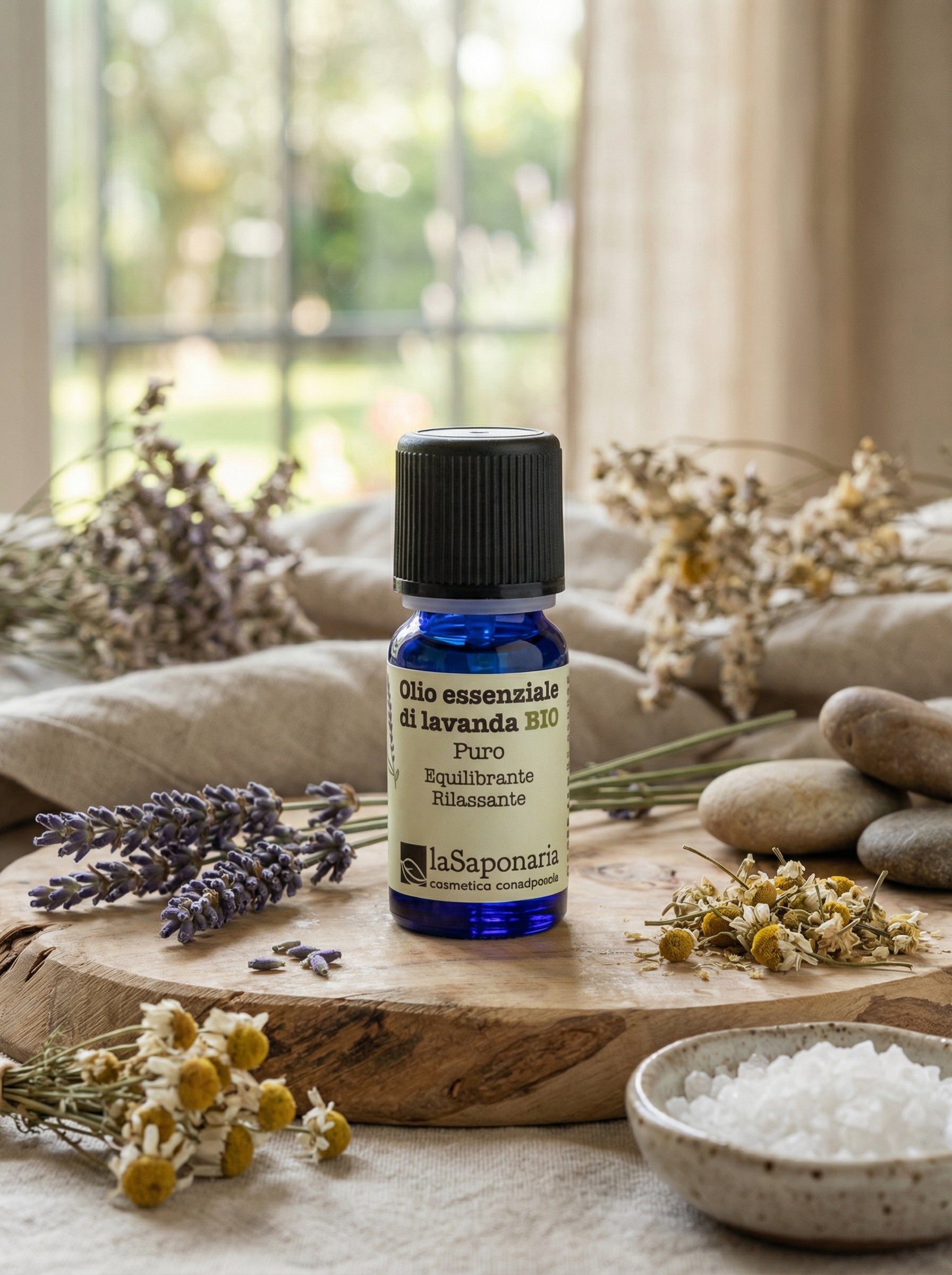 Olio essenziale di lavanda BIO Puro Equilibrante Rilassante by La Saponaria — hero product photo