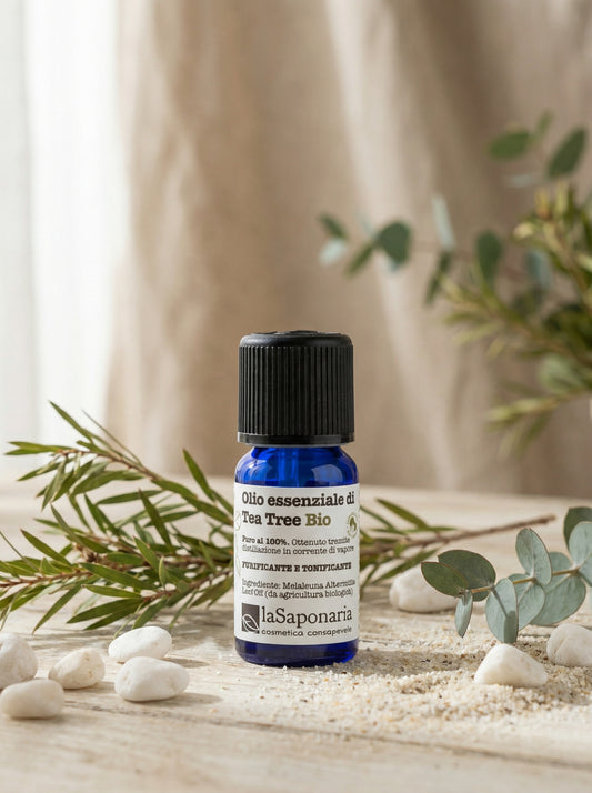 Olio essenziale di tea tree - Olio Essenziale Purificante Bio by La Saponaria — hero product photo