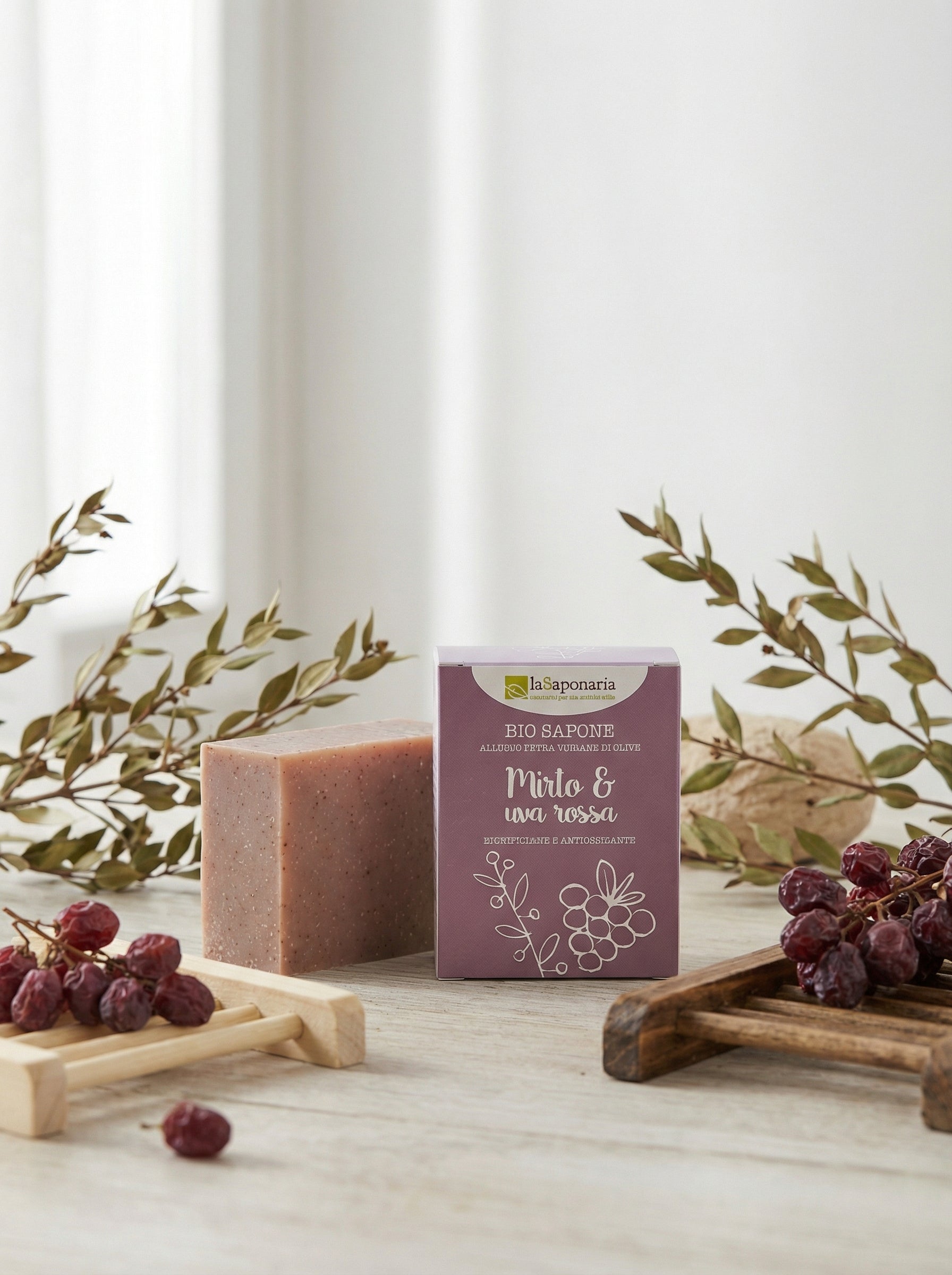 Sapone Mirto e Uva Rossa Tonificante Antiossidante by La Saponaria — hero product photo