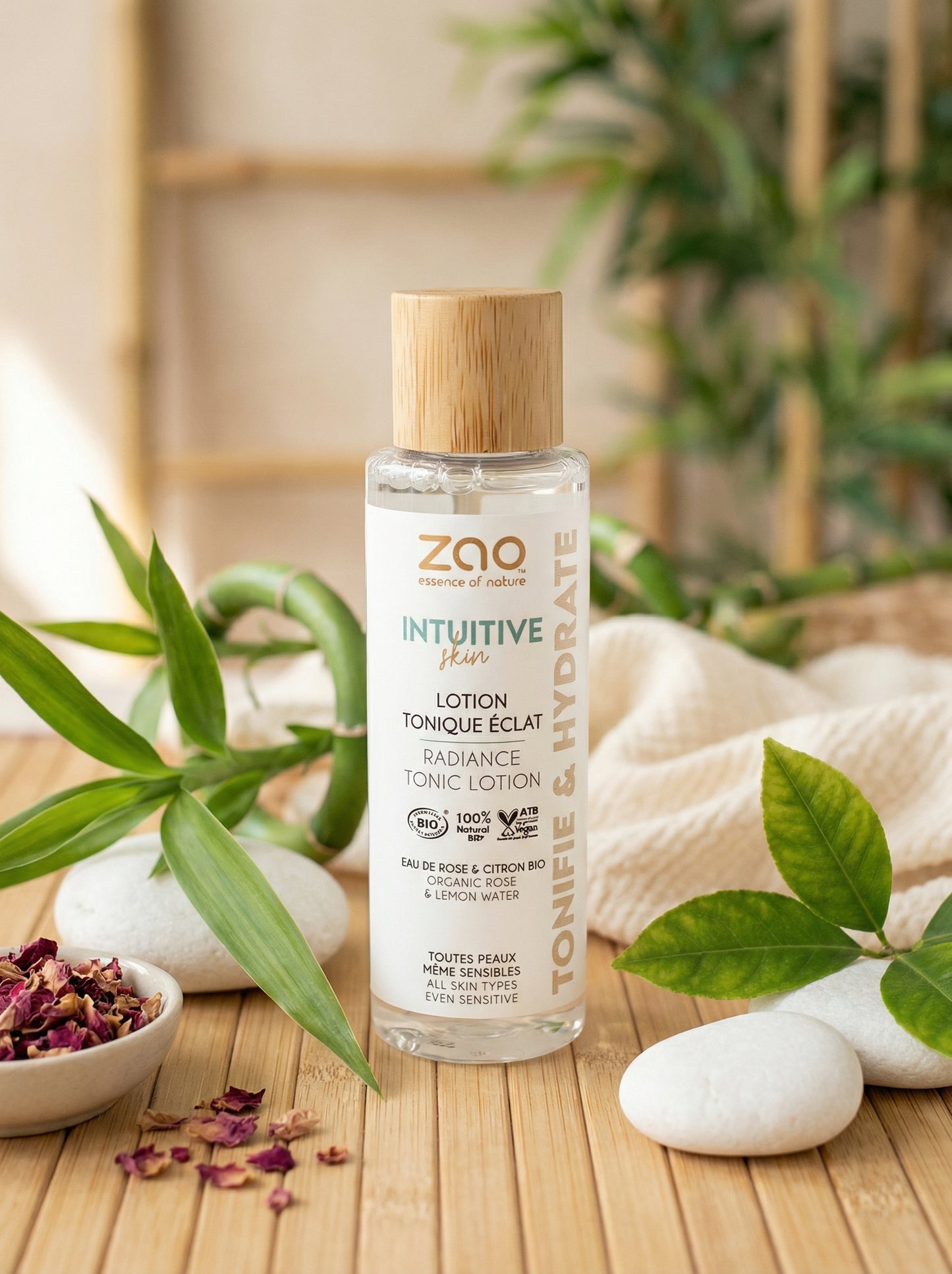 Lozione Tonica Illuminante by Zao Makeup — hero product photo