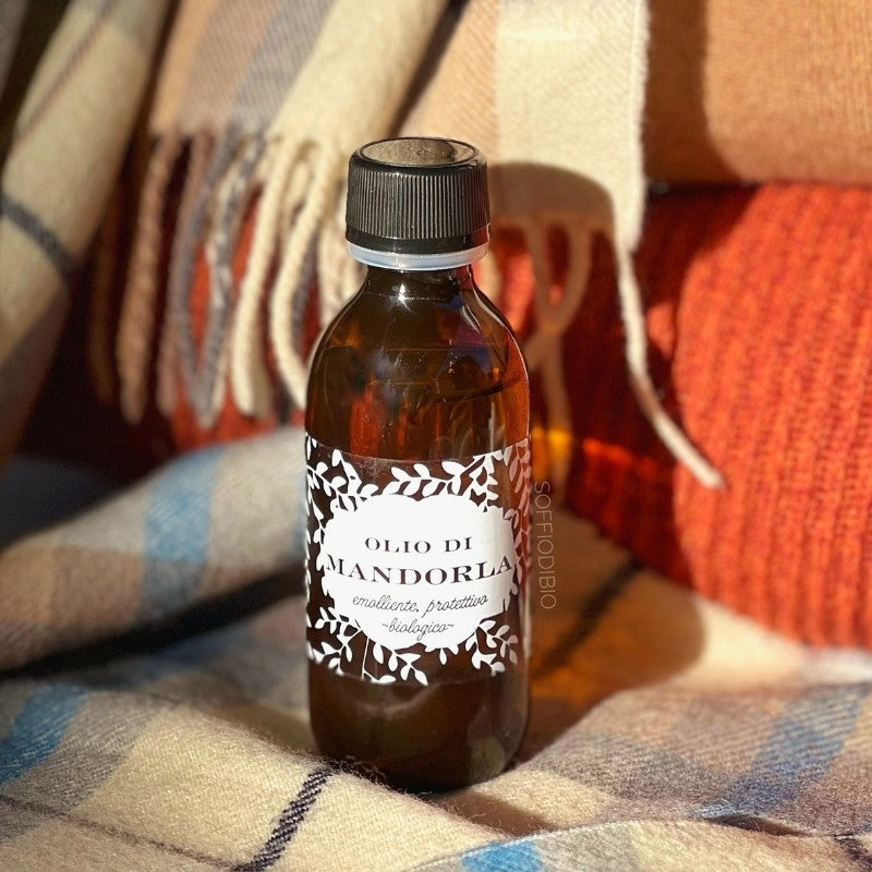 Olio di Mandorla Biologico Puro al 100% per Viso e Corpo