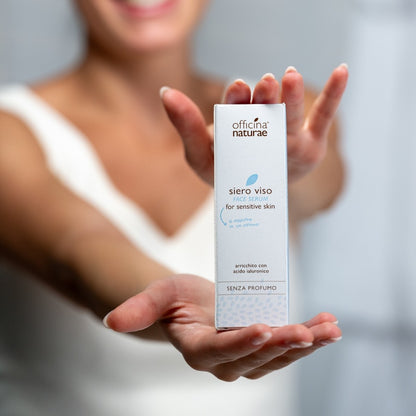 Siero Viso Pelle Sensibile Senza Profumo con Acido Ialuronico