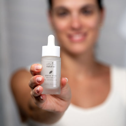Siero Viso Pelle Sensibile Senza Profumo con Acido Ialuronico