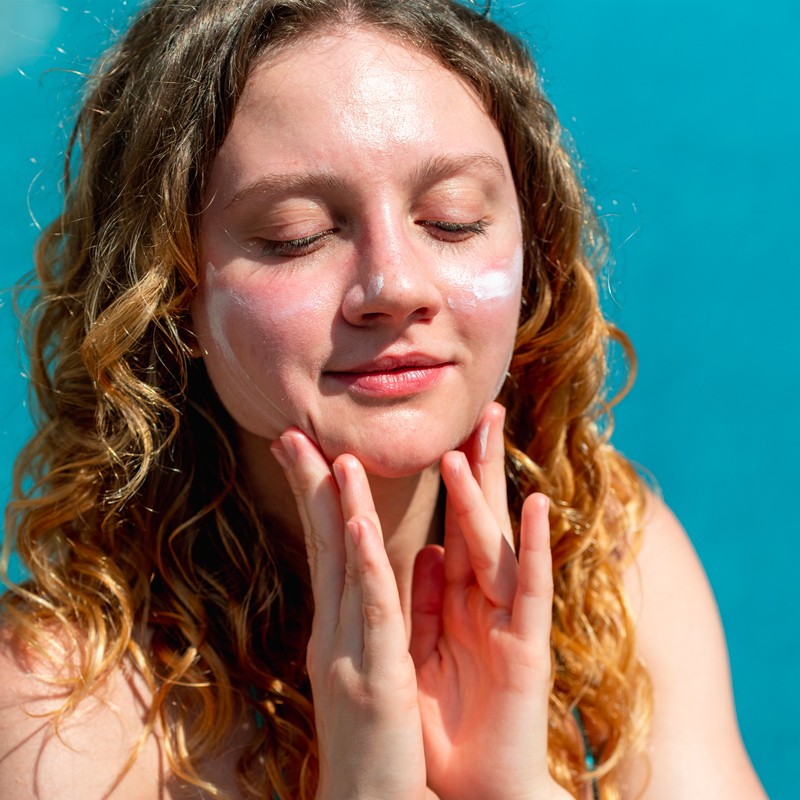 Crema Solare Viso SPF 50 Senza Profumo con Acido Ialuronico