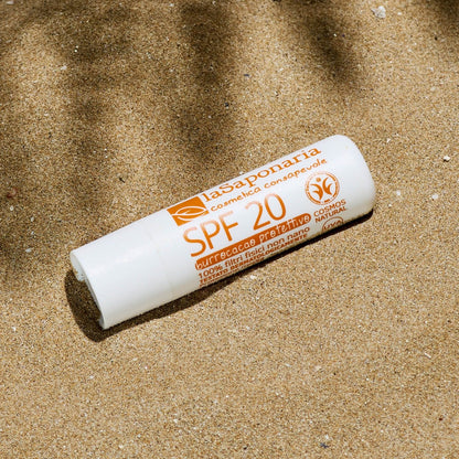 Biocao protettivo SPF 20 Burrocacao con Protezione Solare Labbra