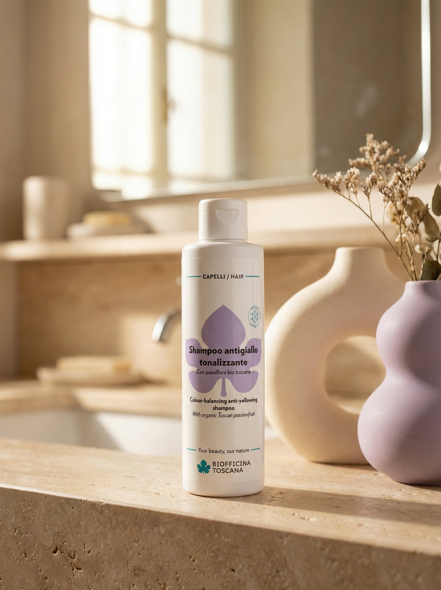 Shampoo antigiallo tonalizzante by Biofficina Toscana — hero product photo